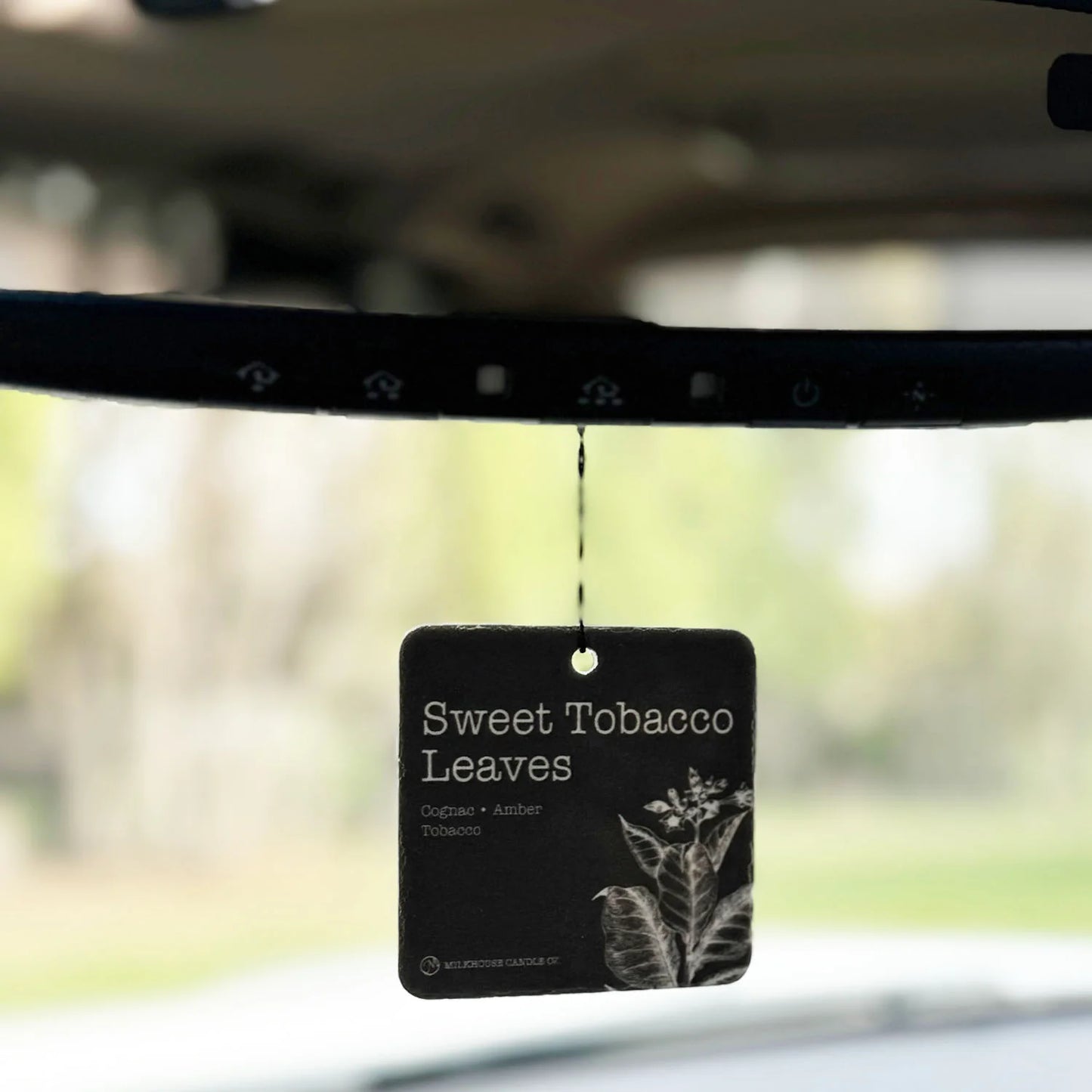 Sweet Tobacco Leaves